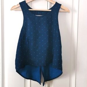 Cute flowy Vera Moda Navy polka-dot blouse. Size XS. EUC
